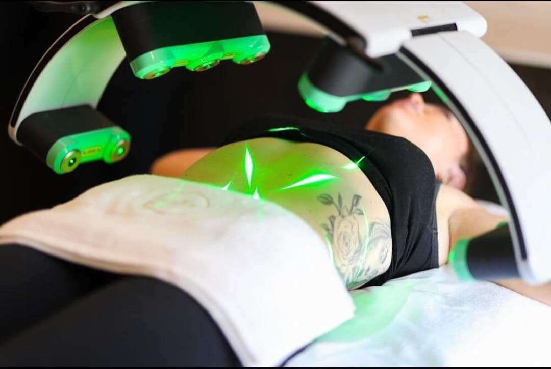 Tecnologie premium: il vero lusso che trasforma corpo e viso